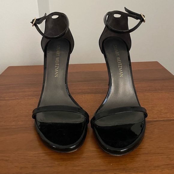 Stuart Weitzman ‘Nudist’ Heel - Picture 2 of 5